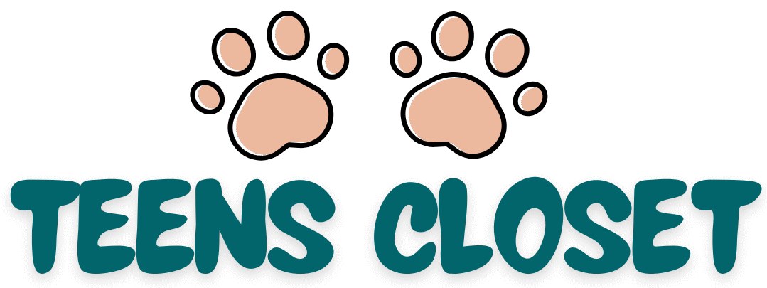 teens closet logo transparent background 2